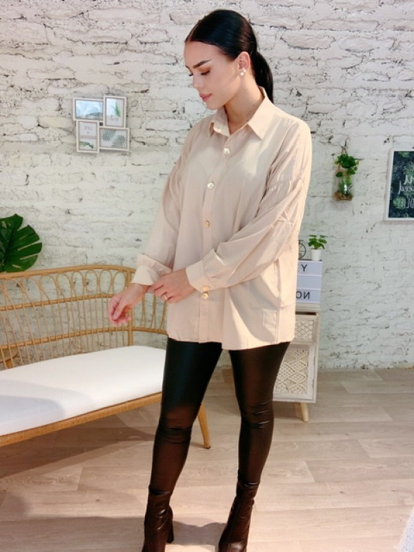 Chemise avec manche un peu bouffante et boutons dorée en BEIGE 