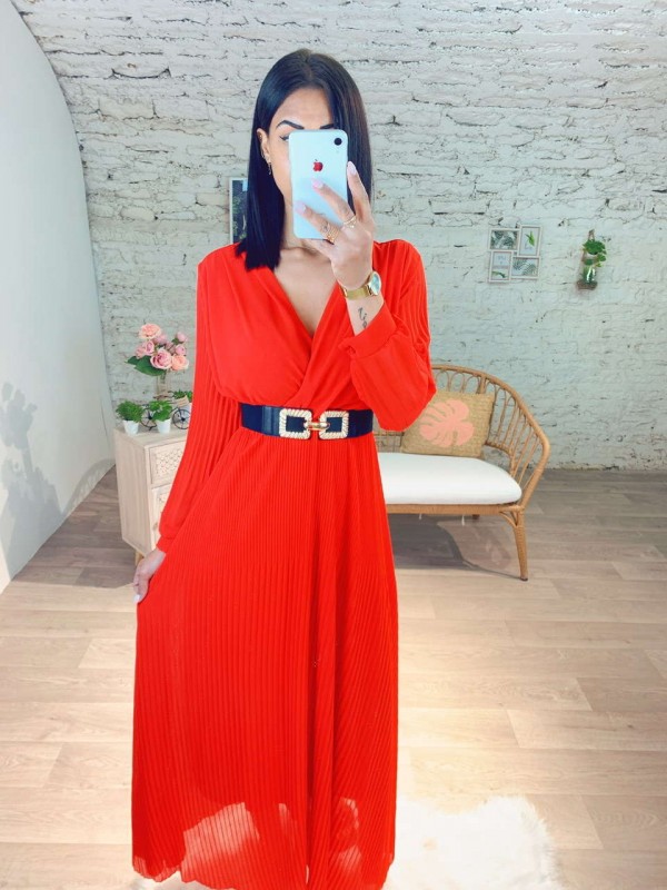 Robe longue plissé en rouge